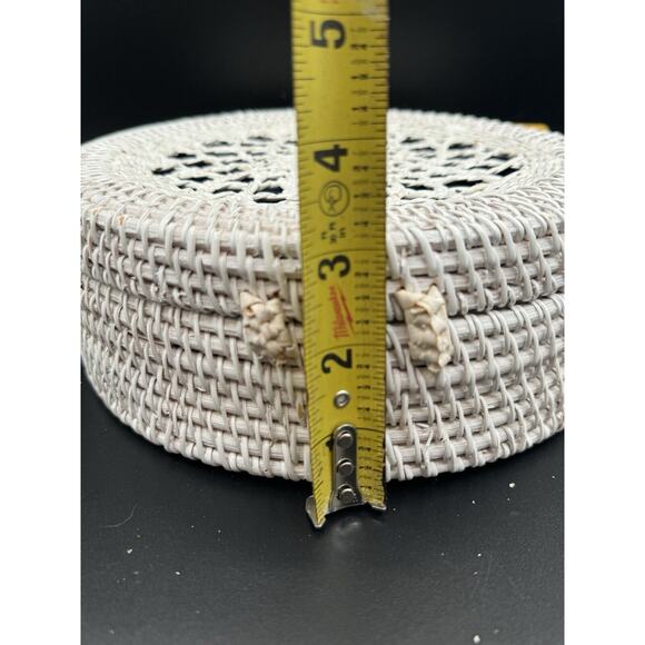 9” NAVY Lined WHITE‎ Round Rattan Bag for Women Beach Crossbody Shoulder Bag NWT - Picture 6 of 16